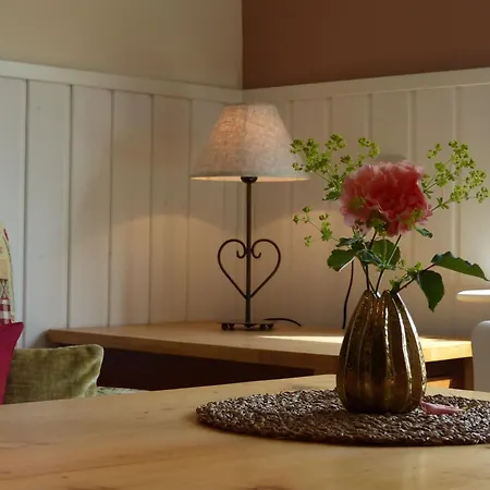Holiday home In Bracht Mit Garten