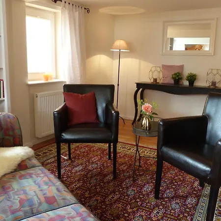 Nyaraló In Bracht Mit Garten *
